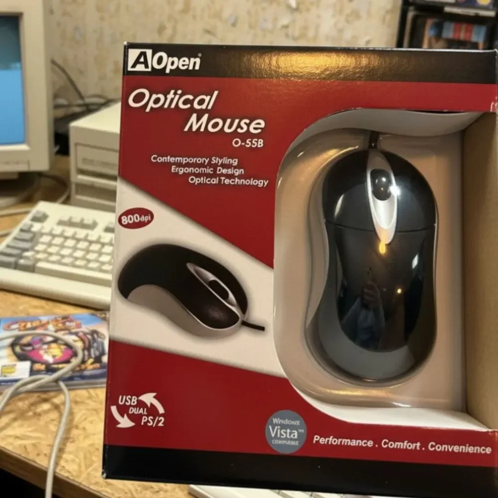 Optical Mouse Contemporary Styling Ergonomic Design Optical Technology O-55B